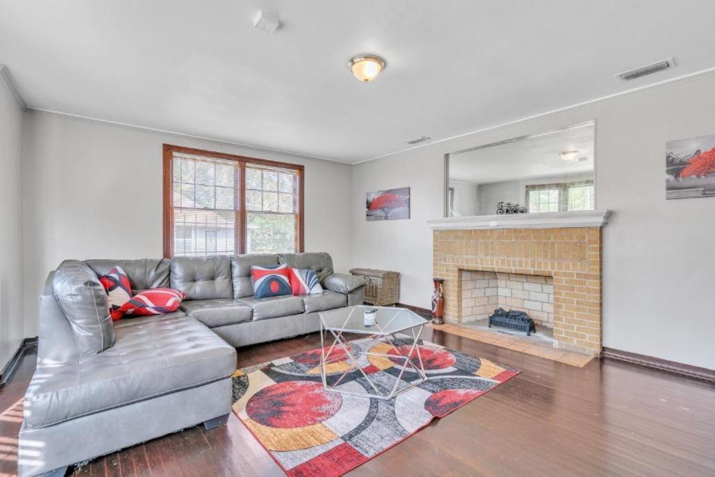 Comfy Pet Friendly Home In Jacksonville Mins To Downtown'S 外观 照片