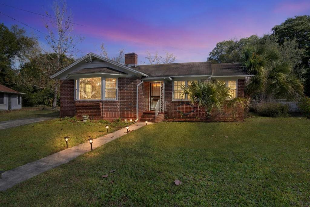 Comfy Pet Friendly Home In Jacksonville Mins To Downtown'S 外观 照片